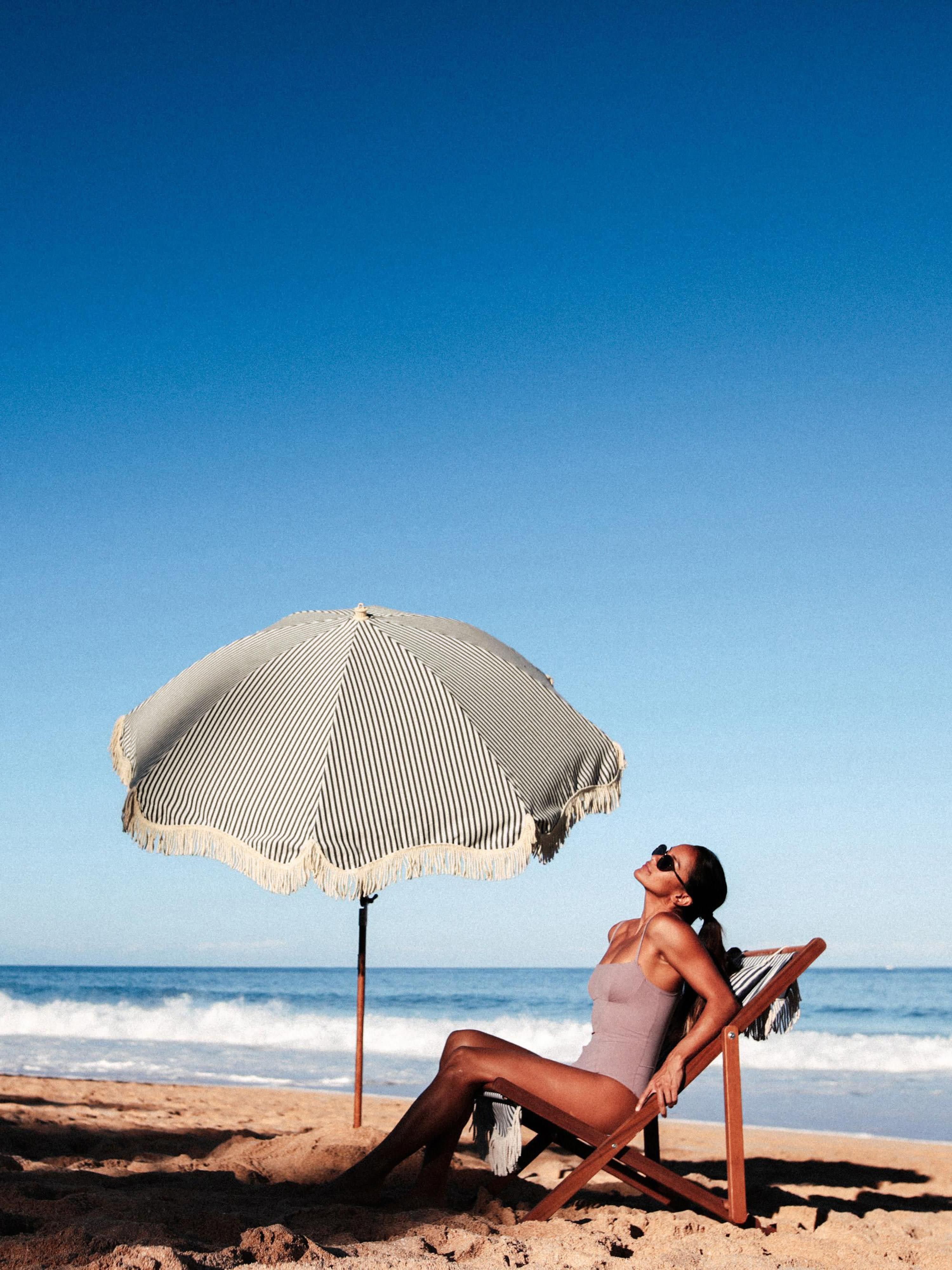 Kantelbare strandparasol Retro met franjes, Ø 180 cm