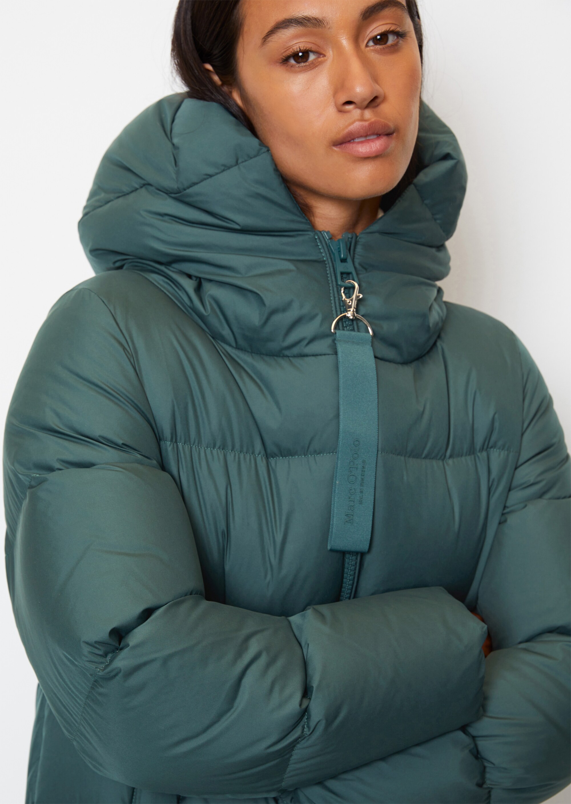 Puffer-Daunenmantel regularaus recycelten Materialien