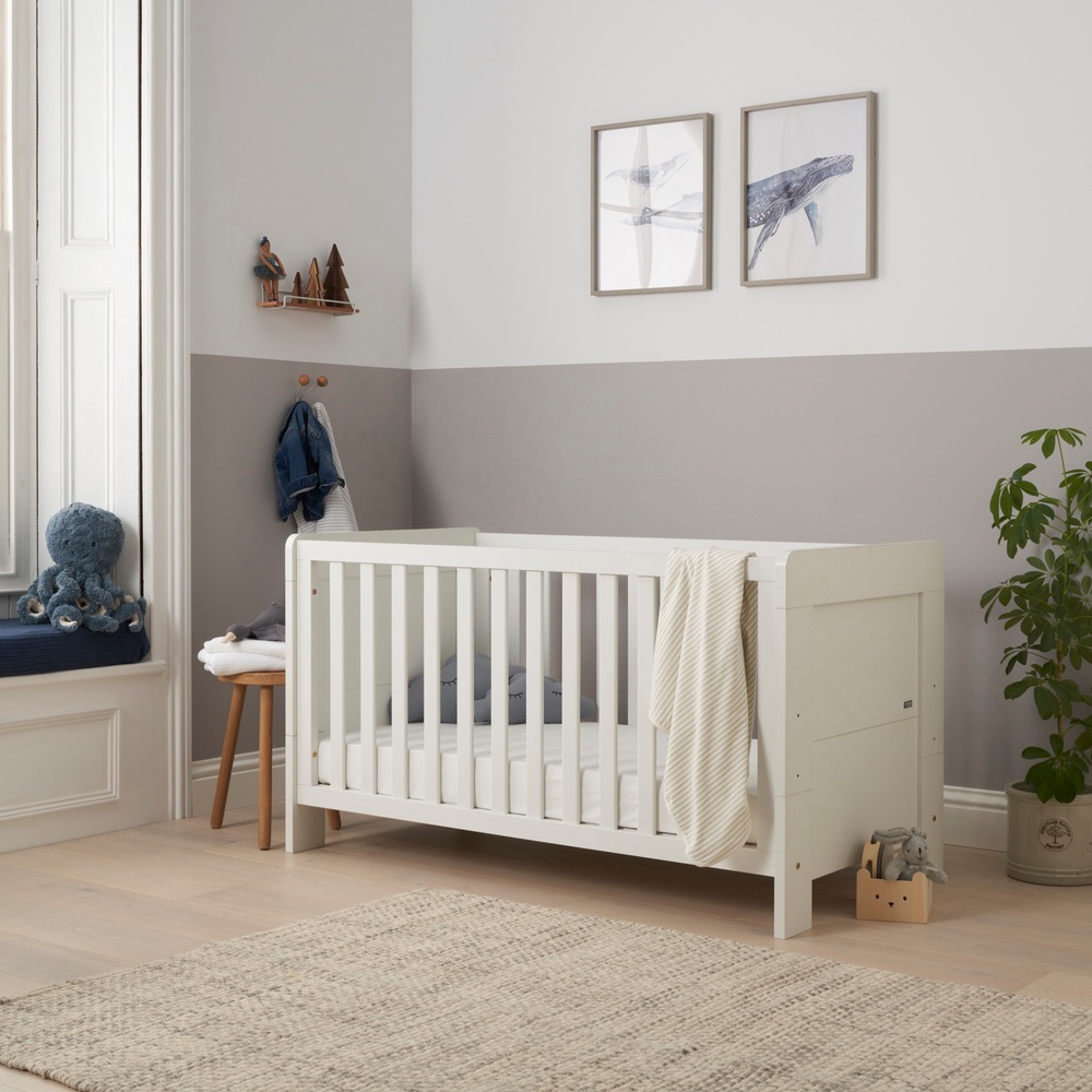 Tutti Bambini Essentials Alba Kinderbett Weiß