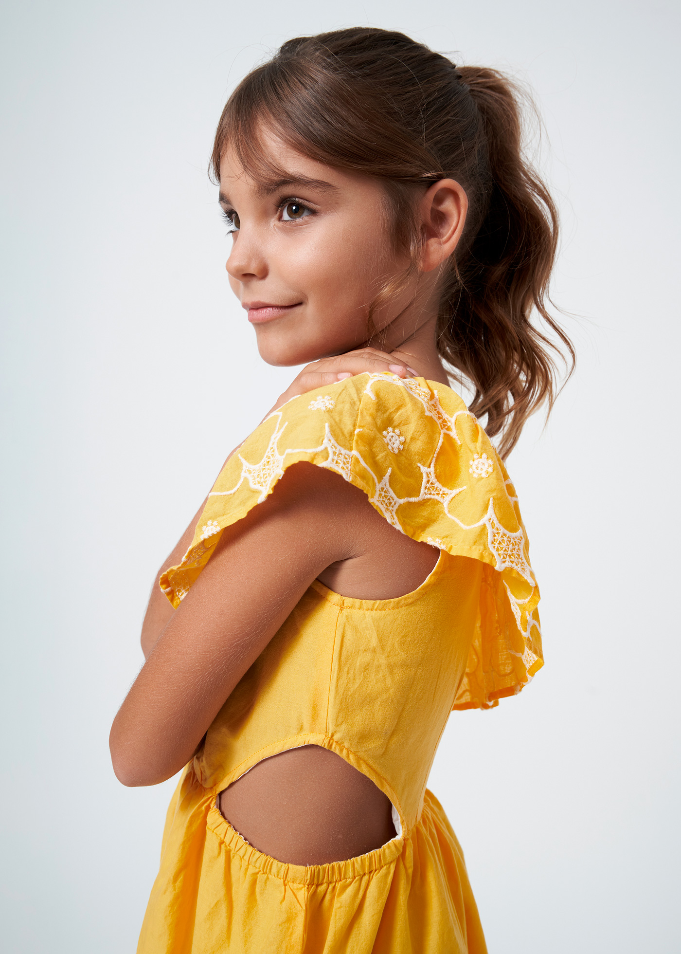 Vestido assimétrico bordado para meninas, Tile