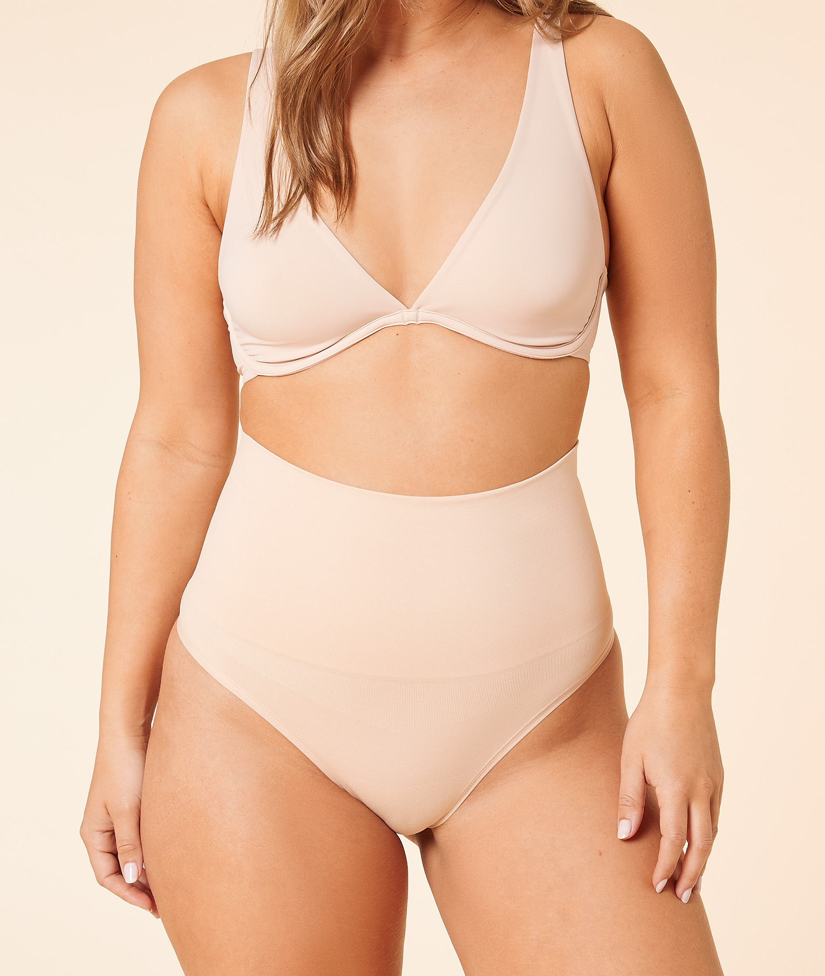 String gainant taille haute - Maintien médium