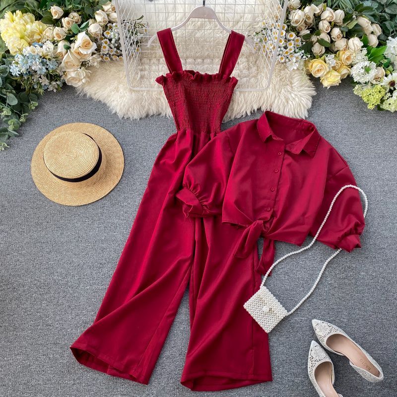 Lucuna - Set van 2: Jarretelruffle Jumpsuit met wijde pijpen + Cardigan met korte mouwen en opstaande kraag