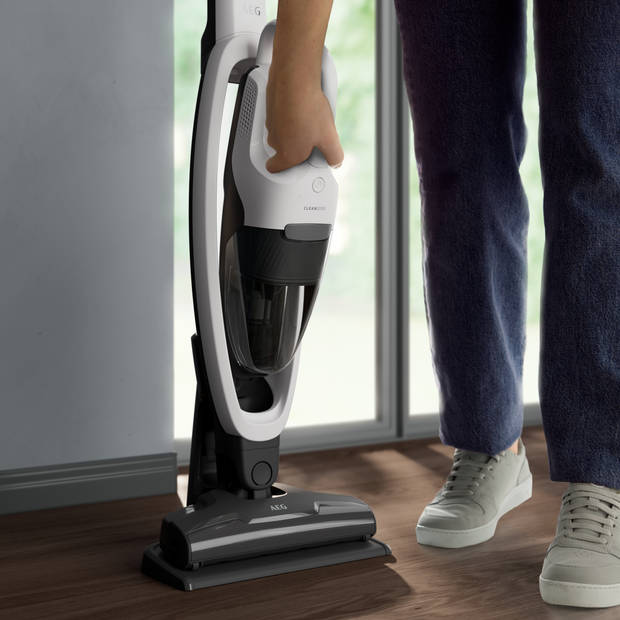 AEG 2-in-1 steelstofzuiger AS31CB18SH CLEAN 3000 - incl. kruimeldief