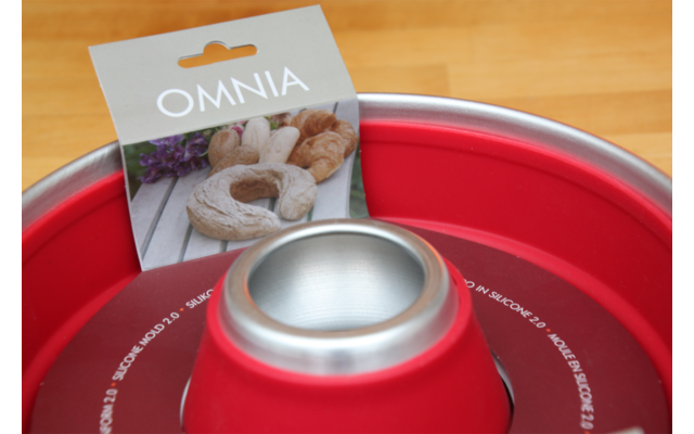 Omnia Silikonbackform 2.0 für Campingbackofen