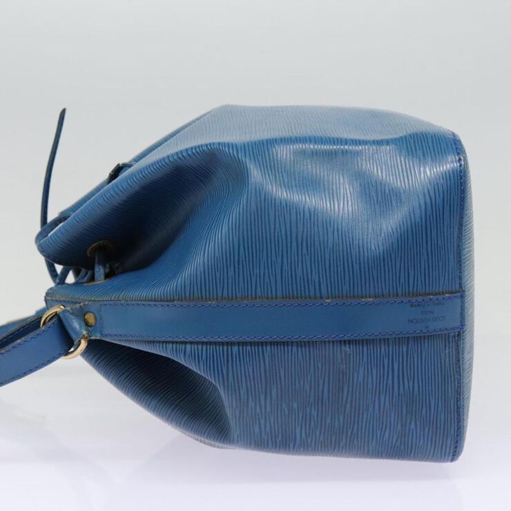 Louis Vuitton Vintage Louis Vuitton Noe Blue