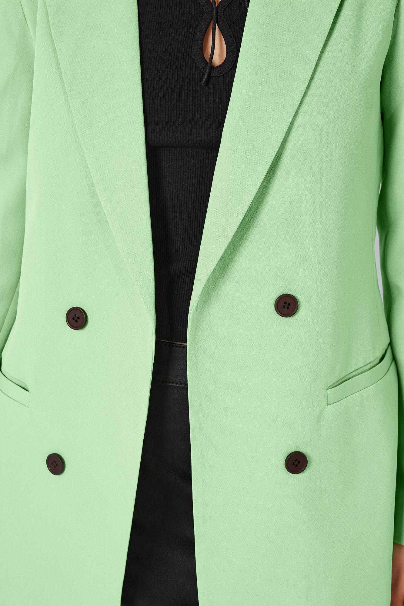 Blazer com gola de lapela entalhada