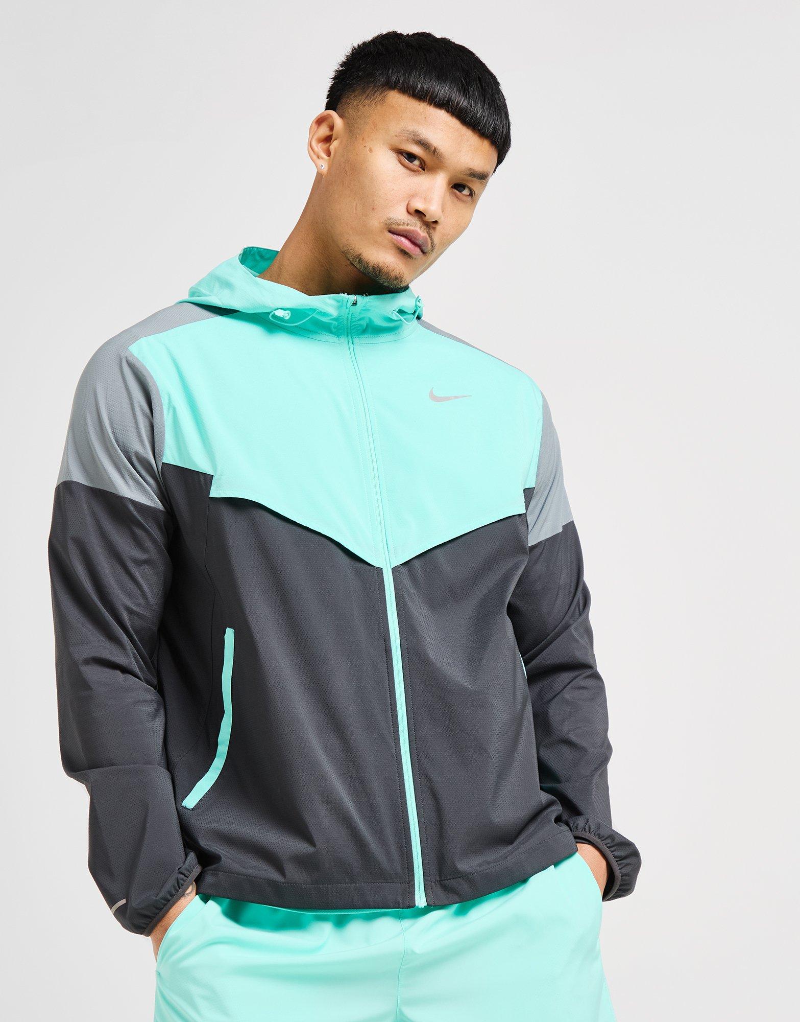 Nike Packable Windrunner Jacket