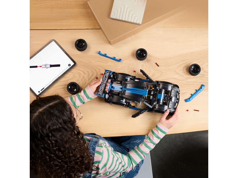 LEGO® Technic Porsche GT4 e-Performance Rennwagen 42176 Rennwagen Spielzeugmodell