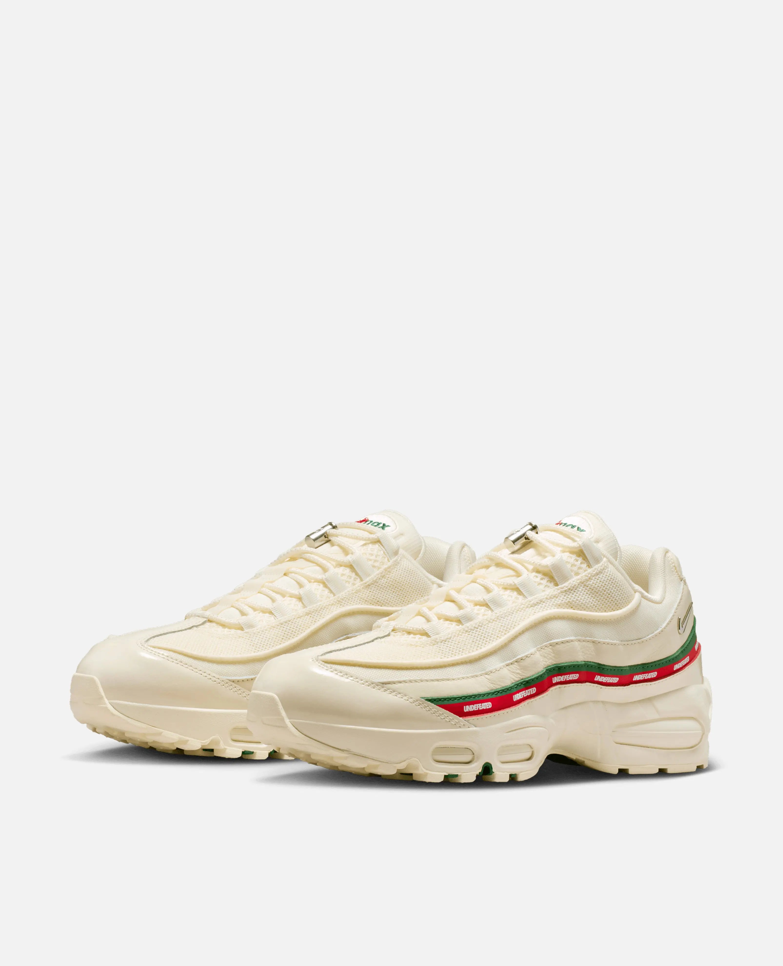 Nike Air Max 95 x Undefeated (Sail/Metallic Silver-Gorge Green)