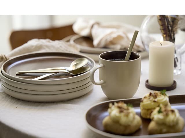 Studio Round North Krus 33 cl Matte white/Matte bark
