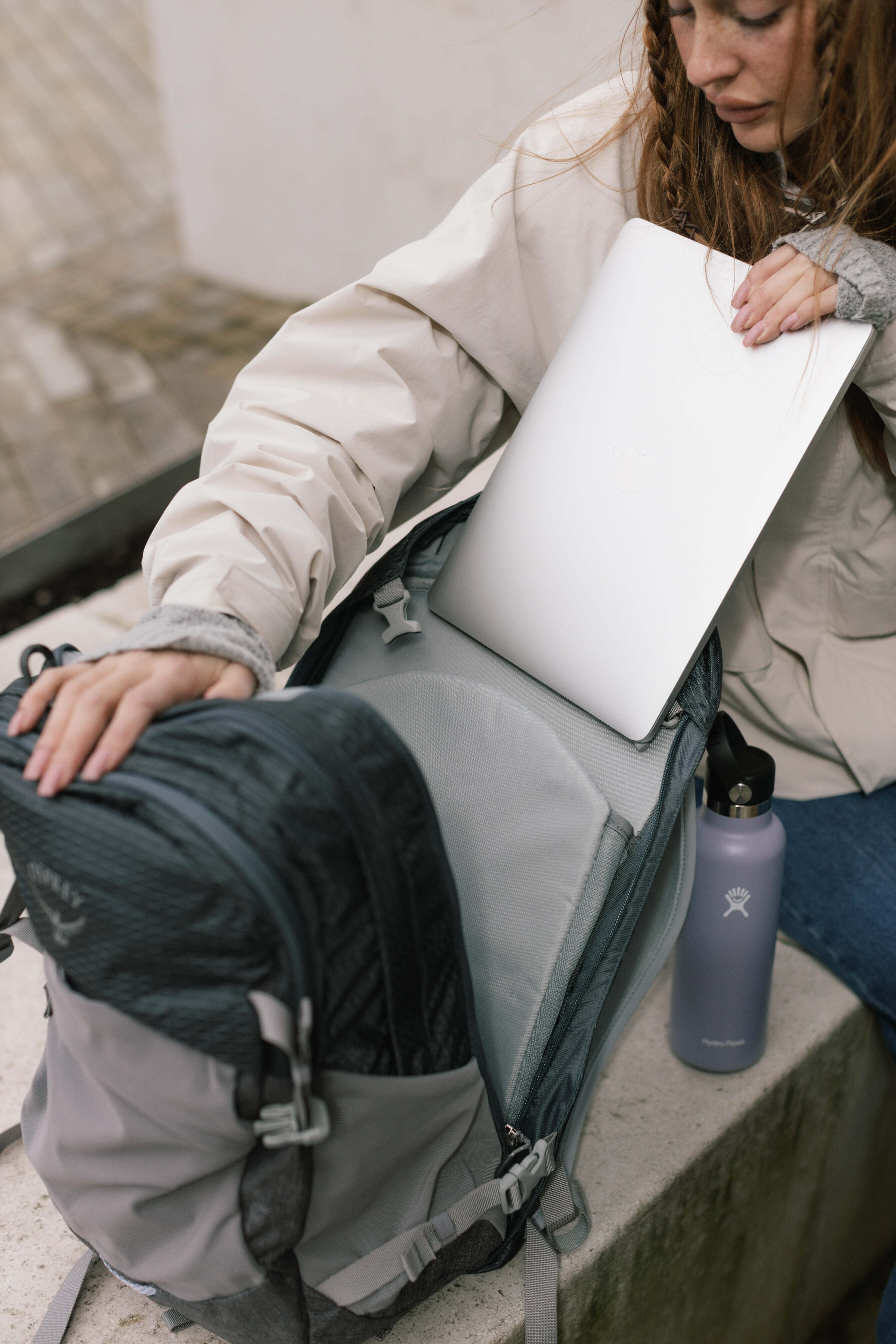Osprey Nebula 32L<br> Unisex hverdag- og pendlersekk