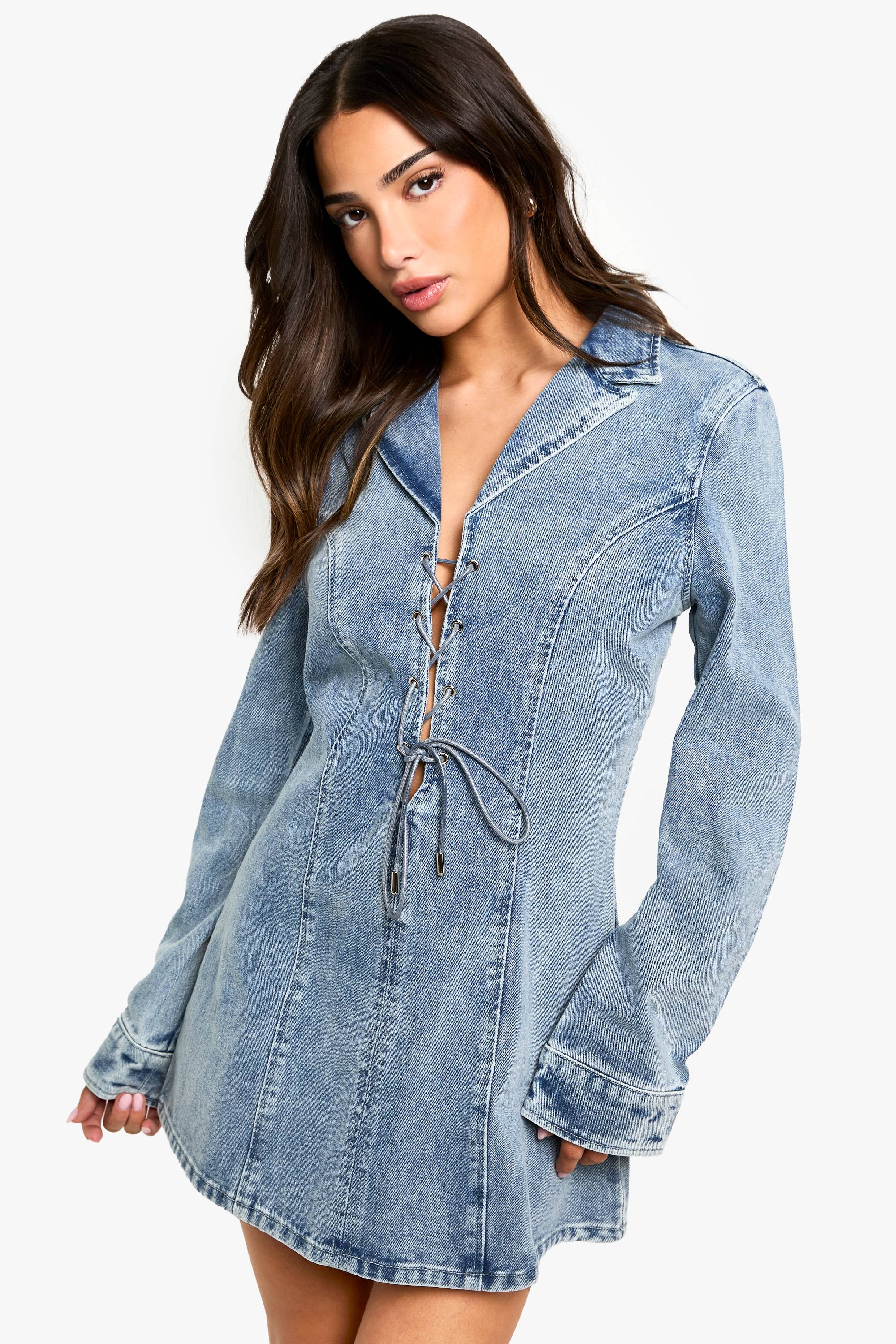 boohoo Petite robe courte à lacets