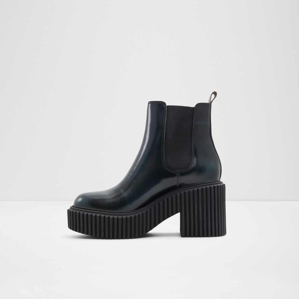 Upgrade Dark Green Women Chelsea boots