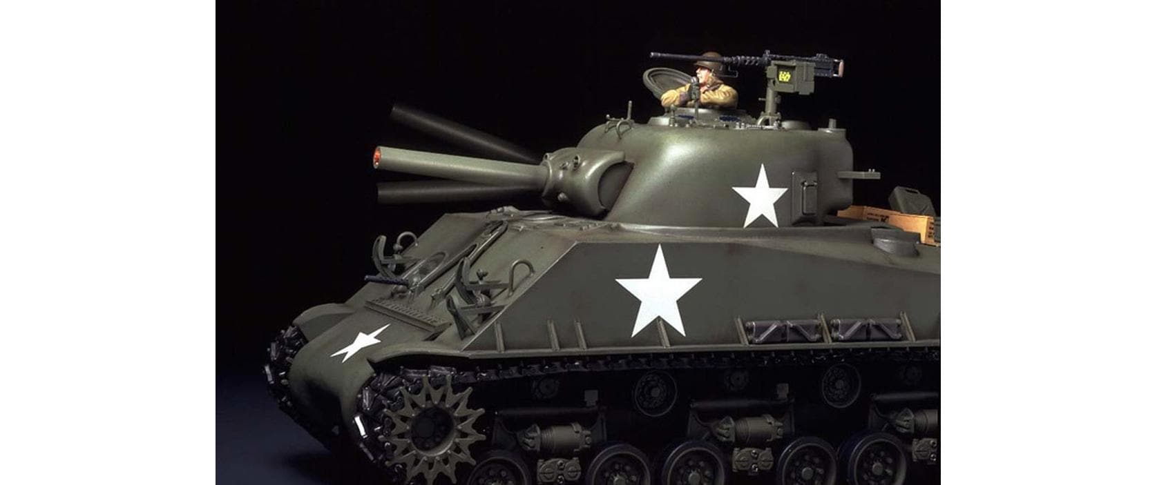 Panzer M4 Sherman 105 mm Howitzer Full-Option Bausatz, 1:16<br>2. Weltkrieg Panzer Bausatz mit vielen Details und Funktionen