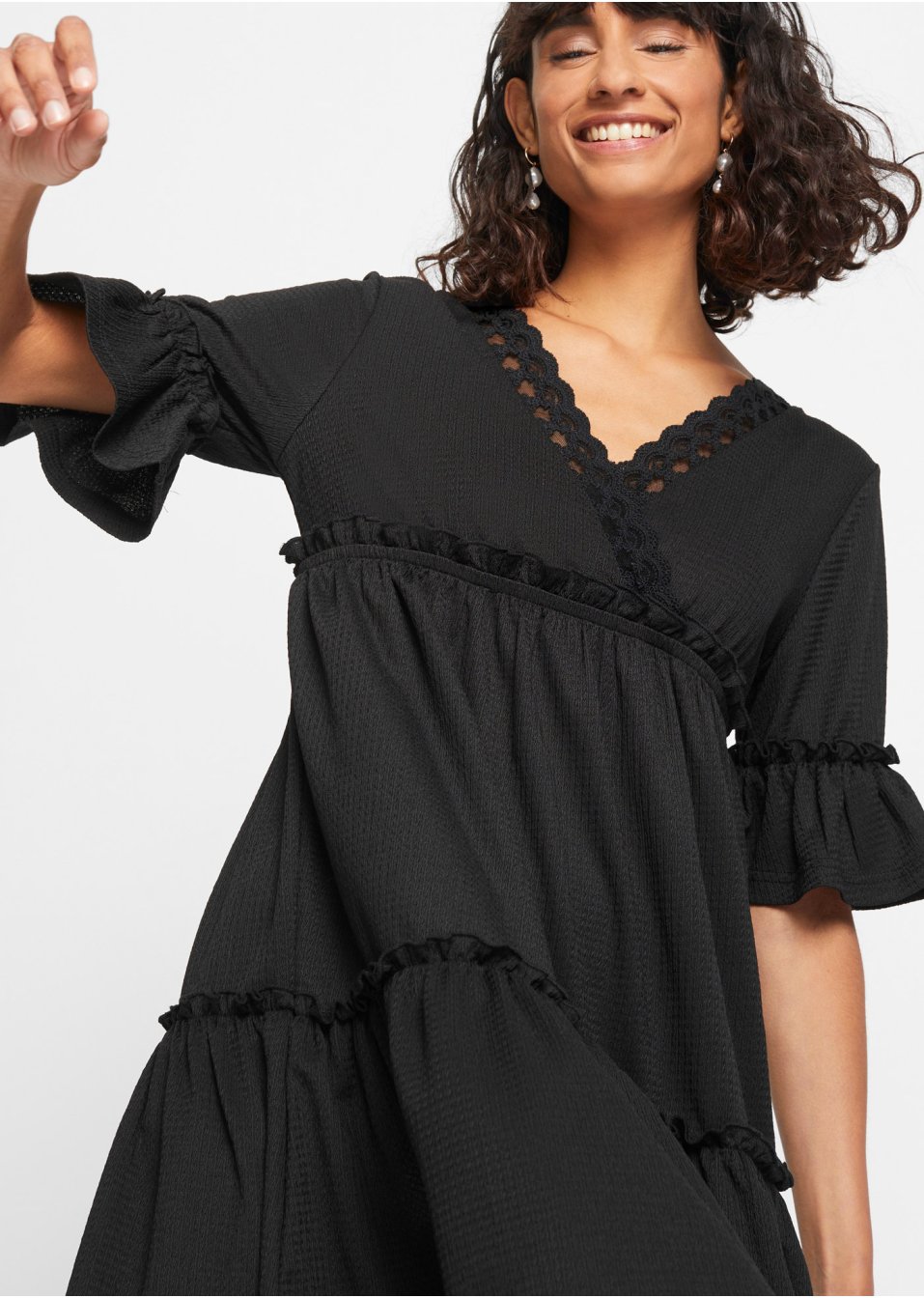 Robe à broderie ajourée