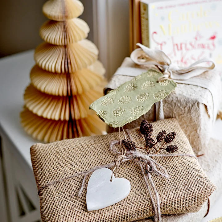 Bloomingville - Milan Deko-Weihnachtsbaum, Ø 15,5 x H 22,5 cm, grün / natur (2er-Set)