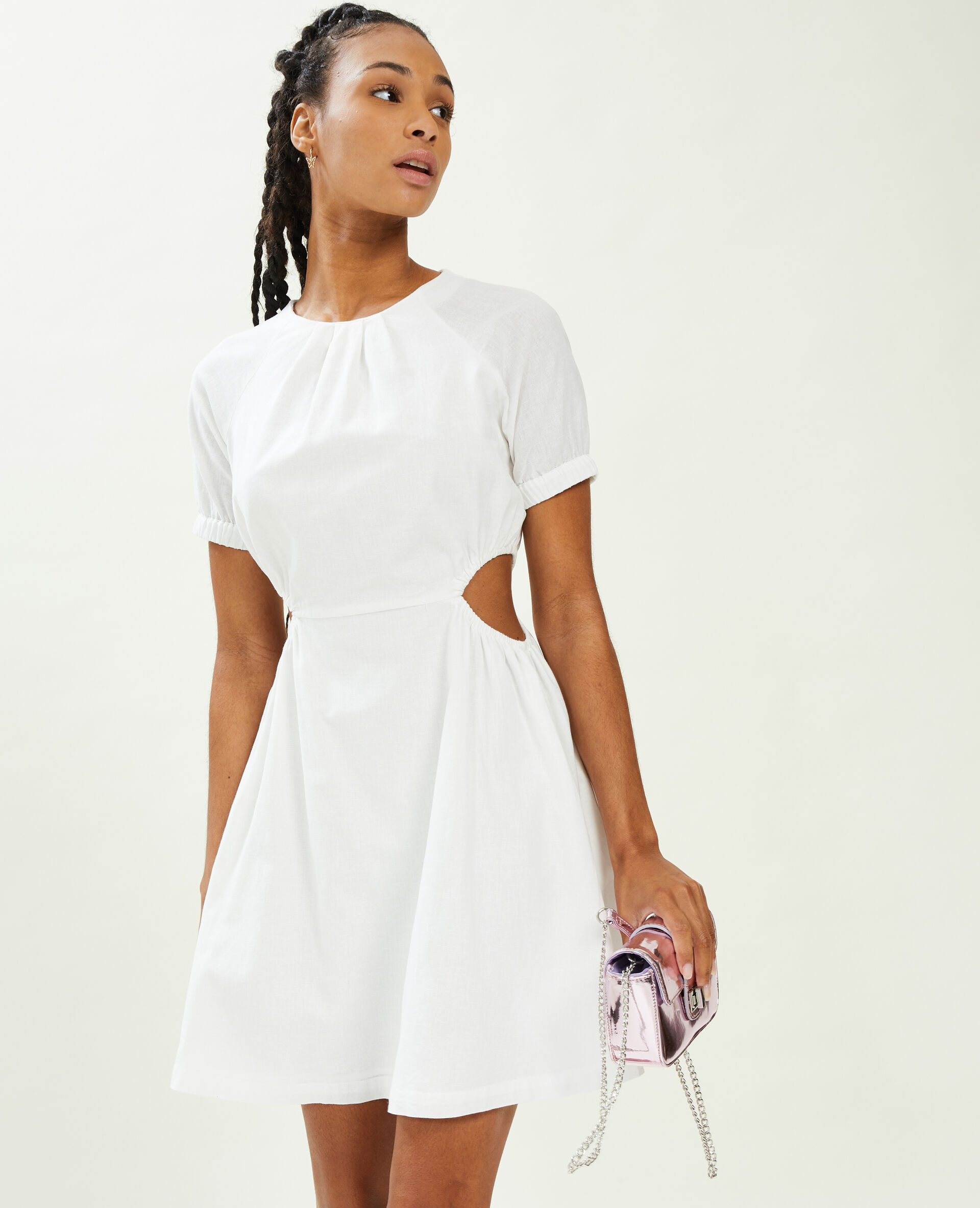 Robe courte avec découpes côtés - Blanc