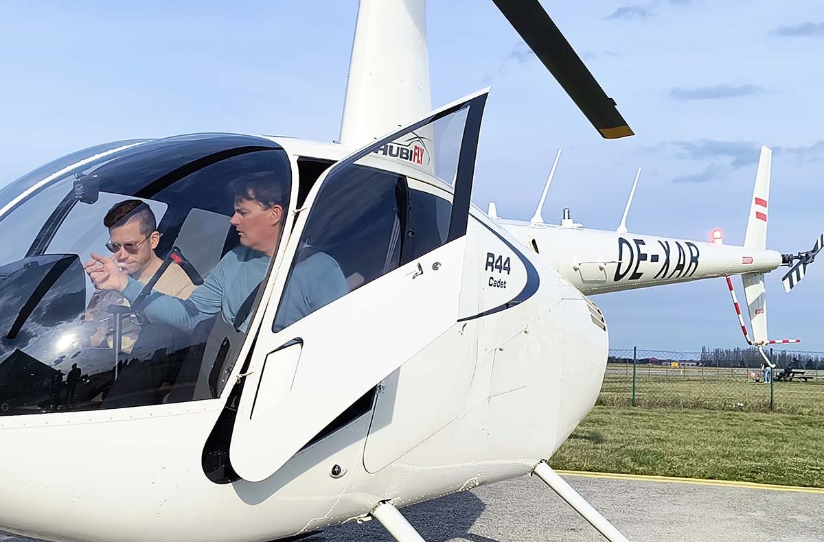 Hubschrauber selber fliegen Kottingbrunn (30 Min.)