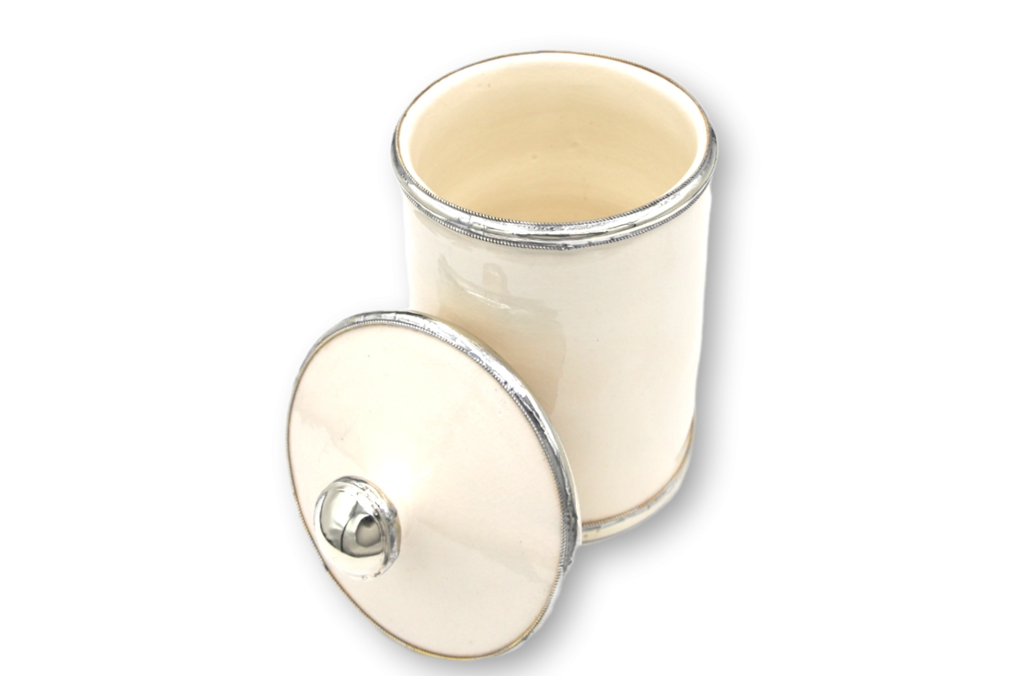Zierbehälter mit Metallverzierung, creme, Ø 10 cm, H 16 cm von fischer's lagerhaus