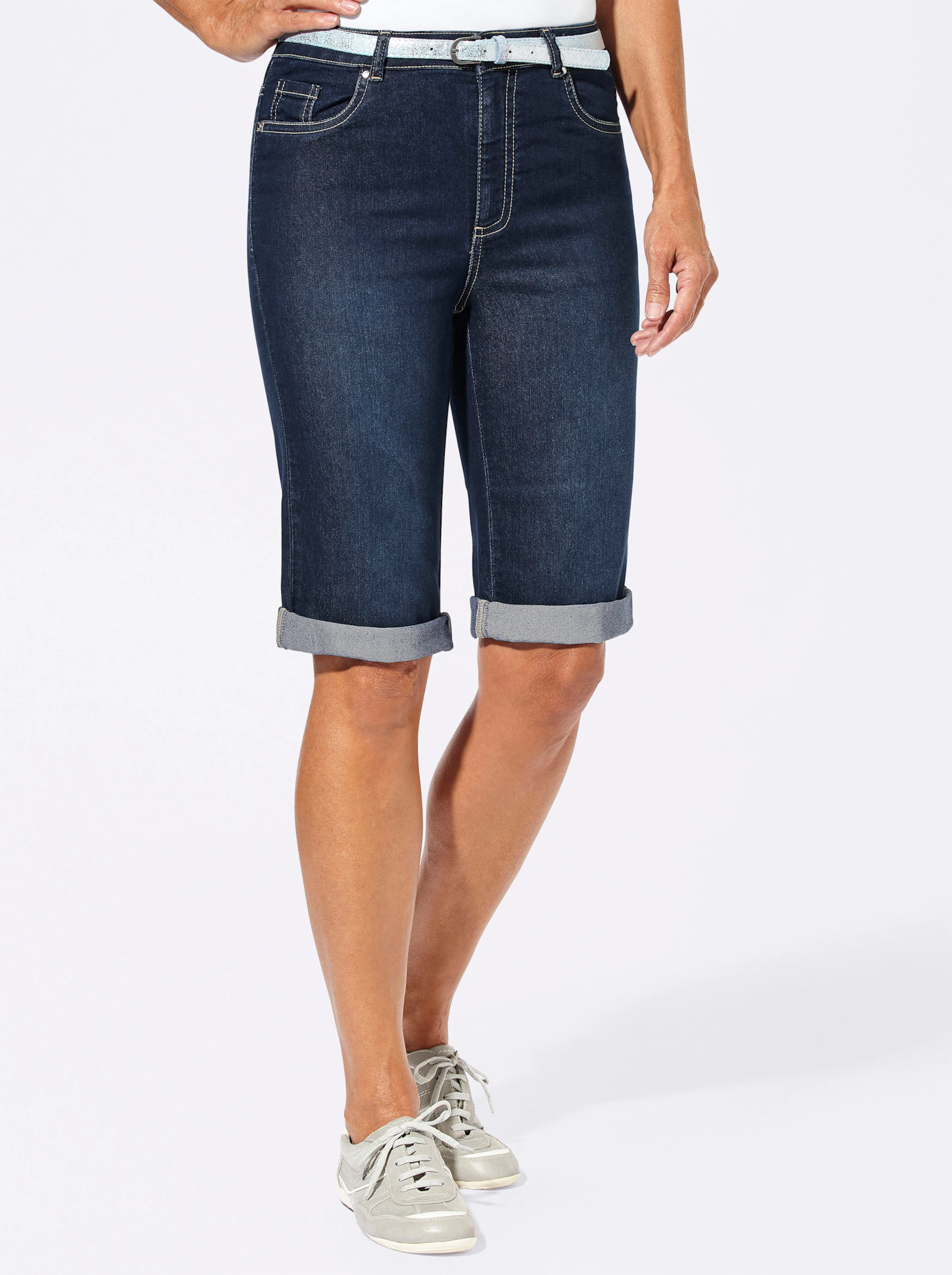 Jeansbermudas in blue-stone-washed