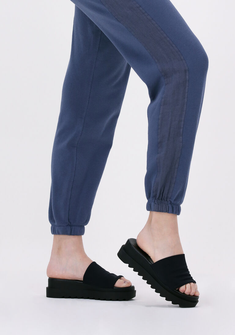 OMODA zwarte omoda slippers 7360