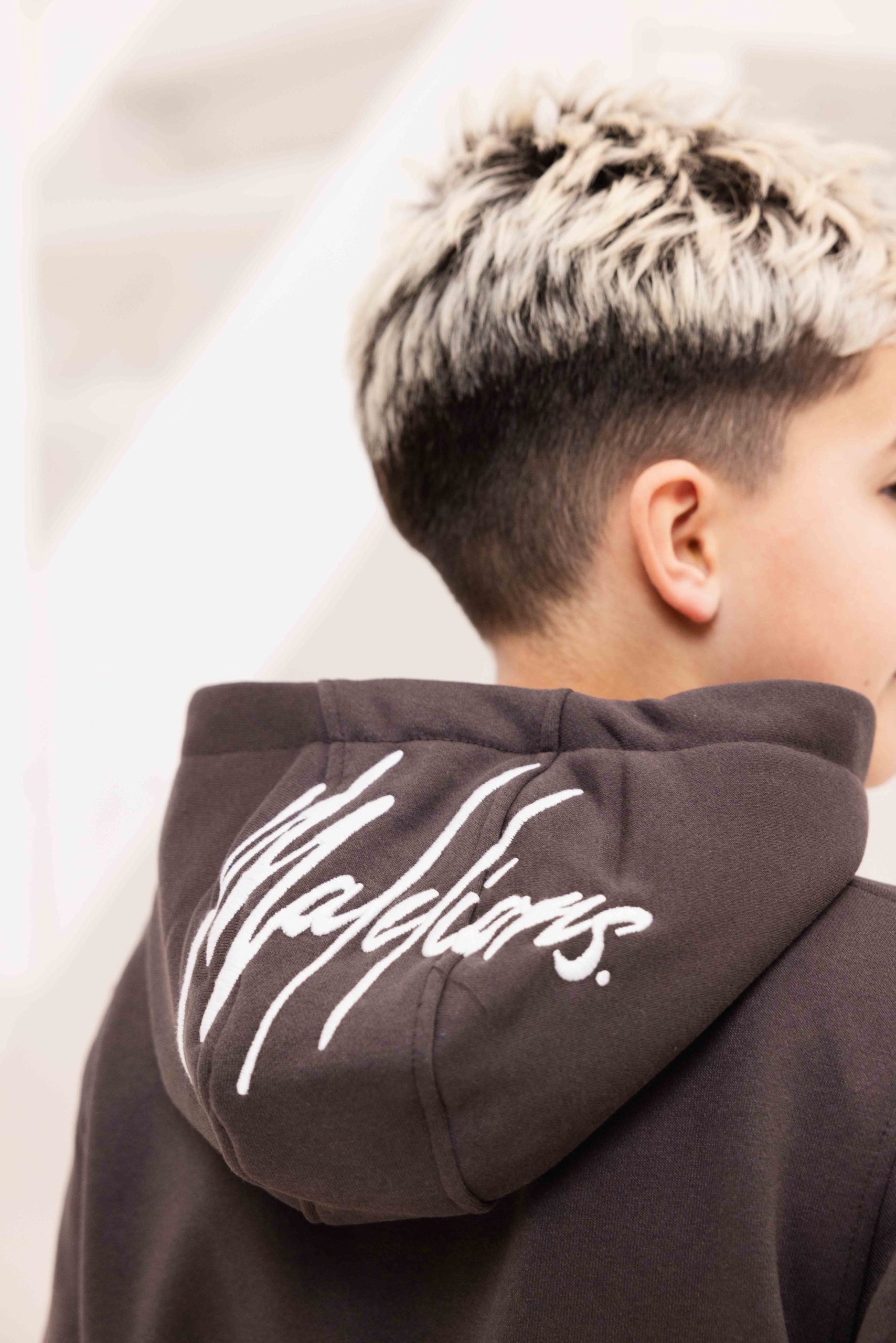 Malelions Essentials Trainingspak Kids Bruin