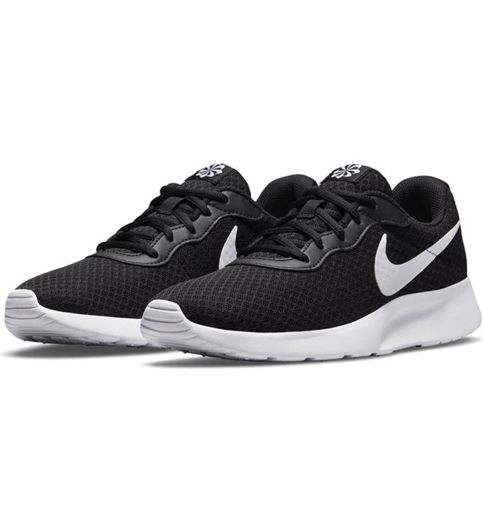 Nike Women Tanjun Sneakers