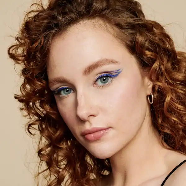 ON POINT Brow Liner 010