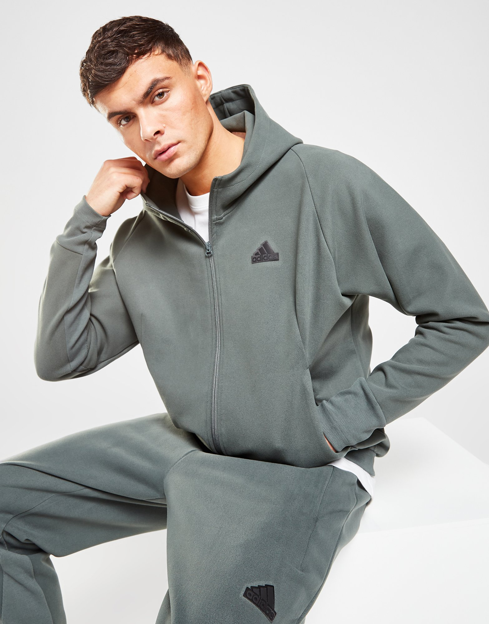 adidas Veste de survêtement à capuche zippée Z.N.E. Winterized