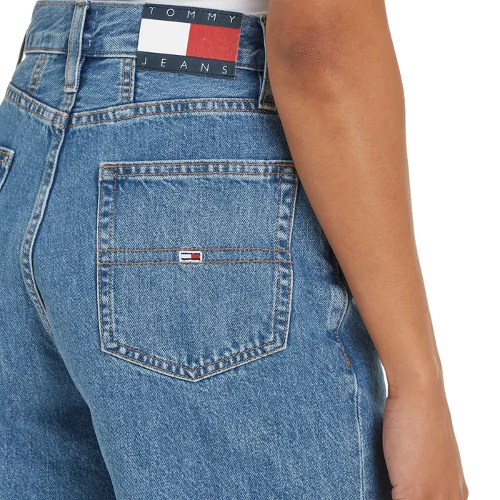 Tommy Hilfiger Mom Ultra High Rise Short Dames
