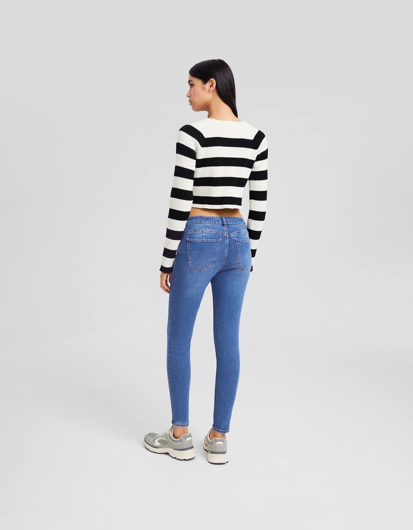 calça jeans skinny push-up