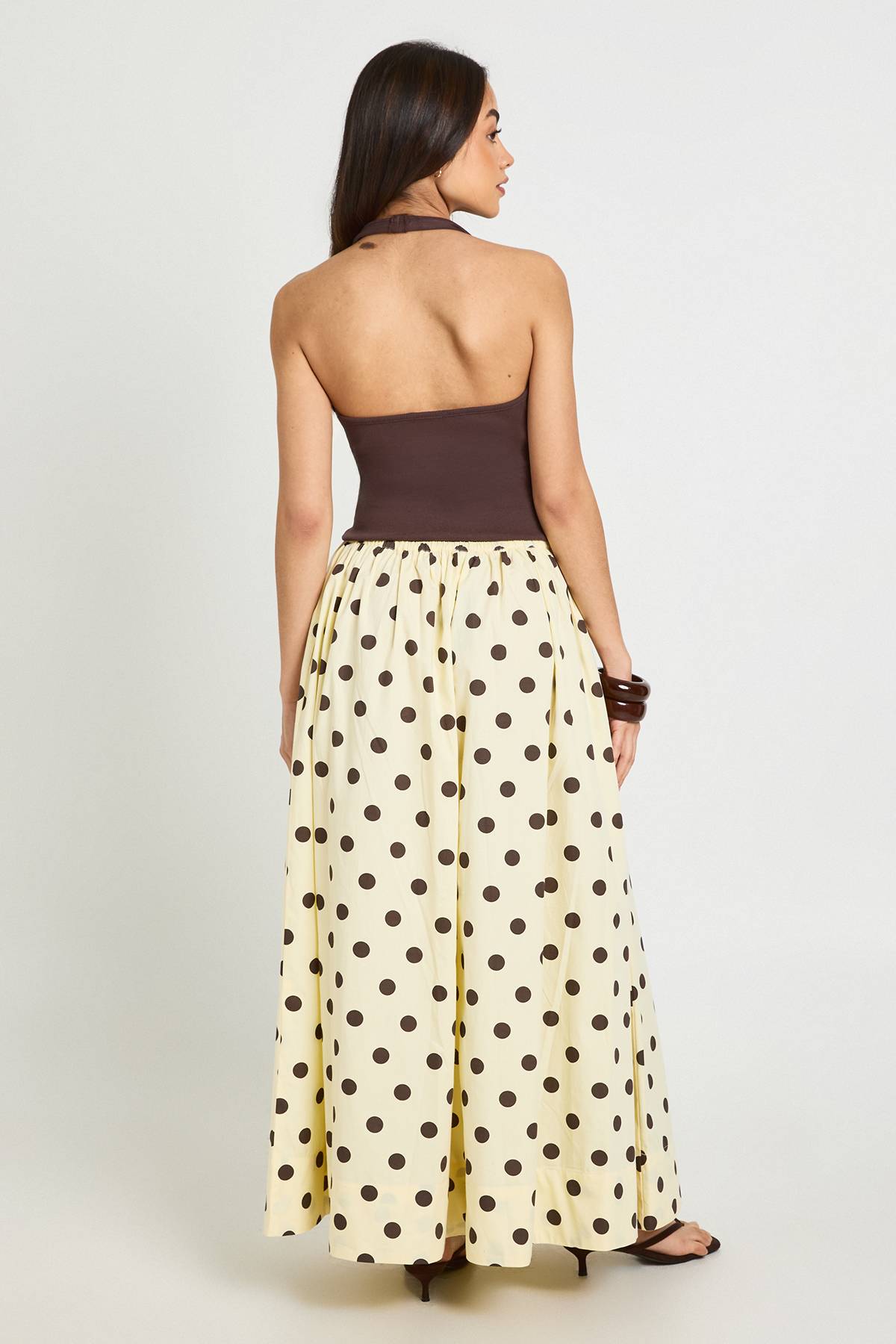 boohoo Jupe Maxi Volumineuse En Popeline À Pois Pour Grandes Tailles
