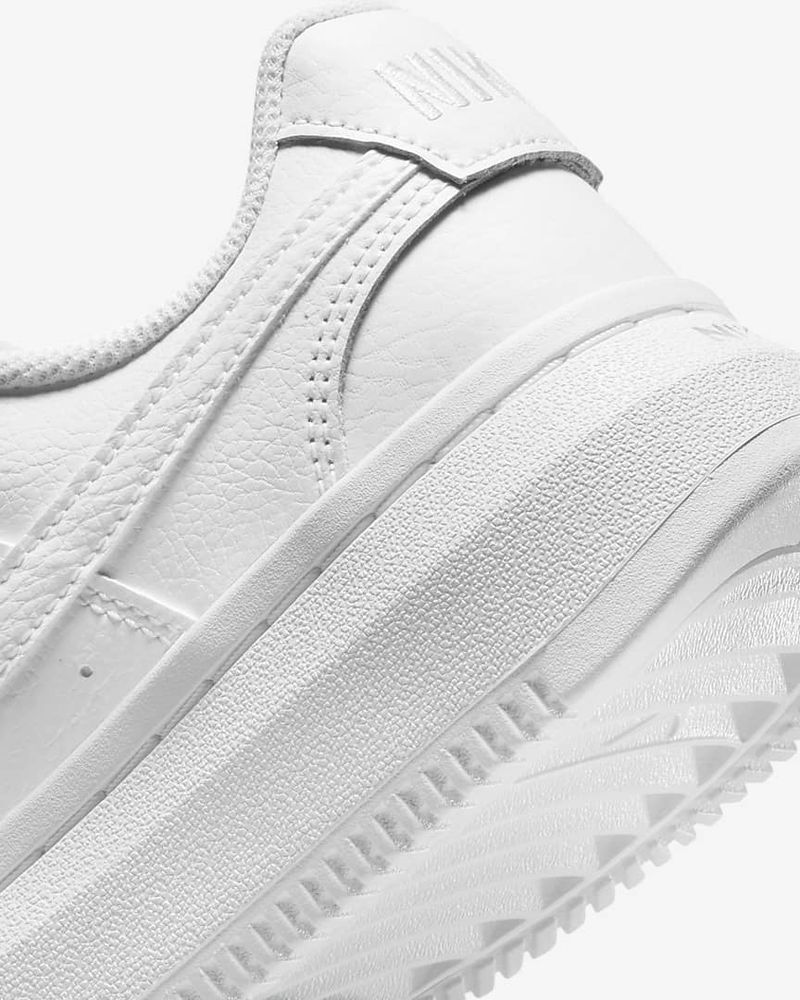 Chaussures Nike Court Vision Alta pour femme