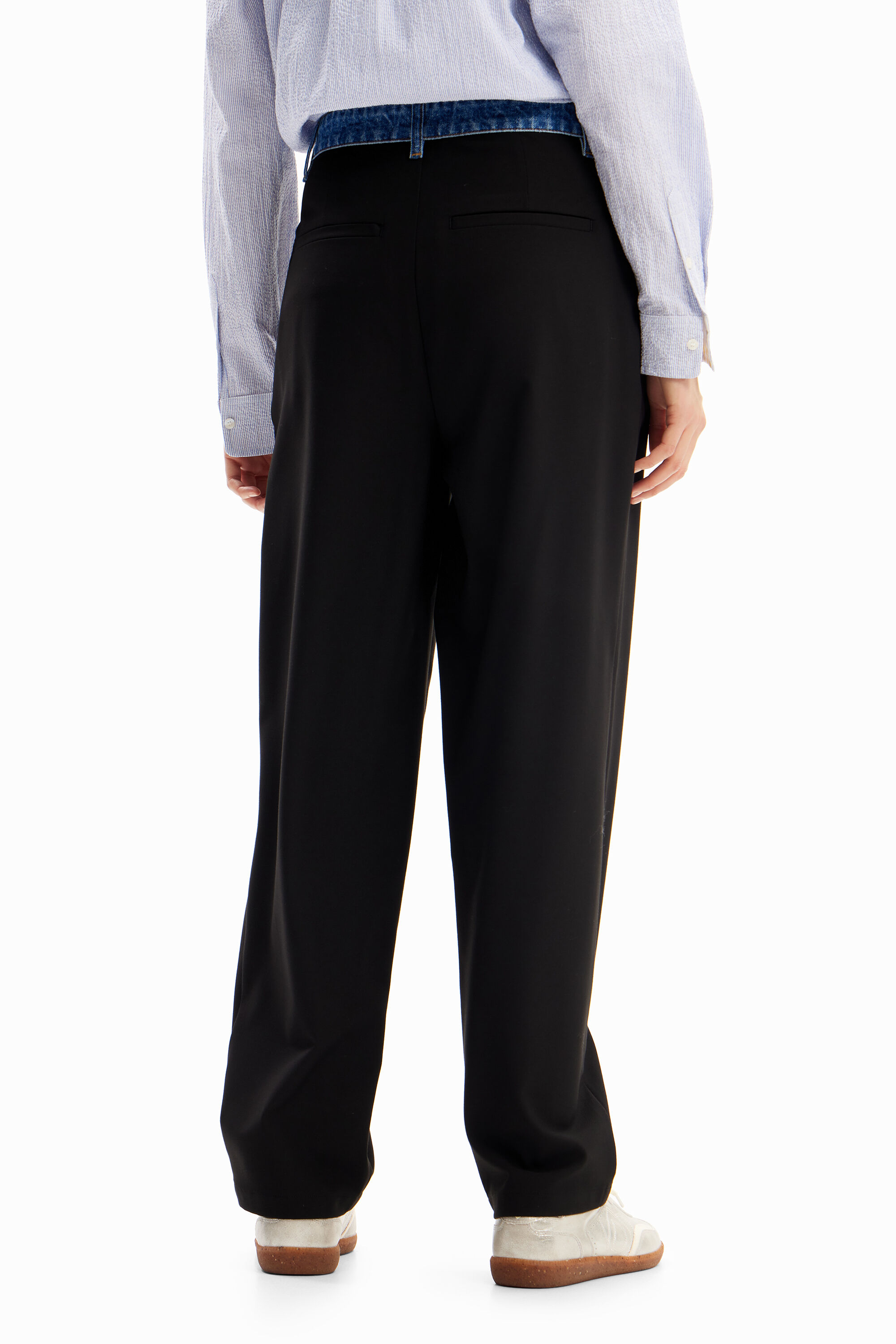 Calça sastre híbrida