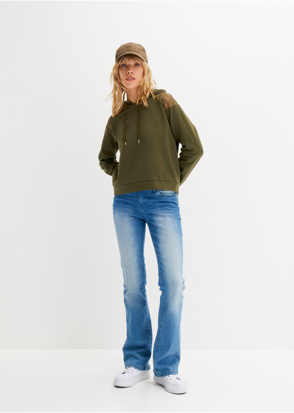 Sweat-shirt à dentelle