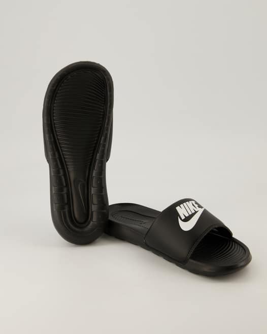 Nike Victori One Pantoletten in Schwarz