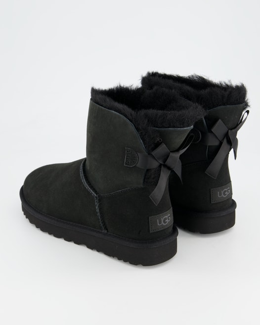 UGG Mini Bailey Bow Winterschuhe in Schwarz
