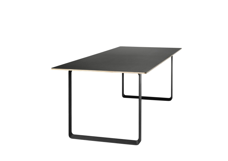 Muuto 70/70 tafel 255x108 zwart