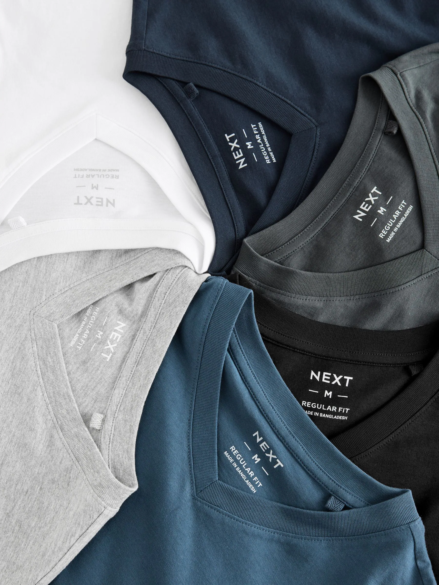 Zwart/Wit/Blauw/Grijs - Essentiële T-shirts met V-hals van 100% katoen verpakking van 6