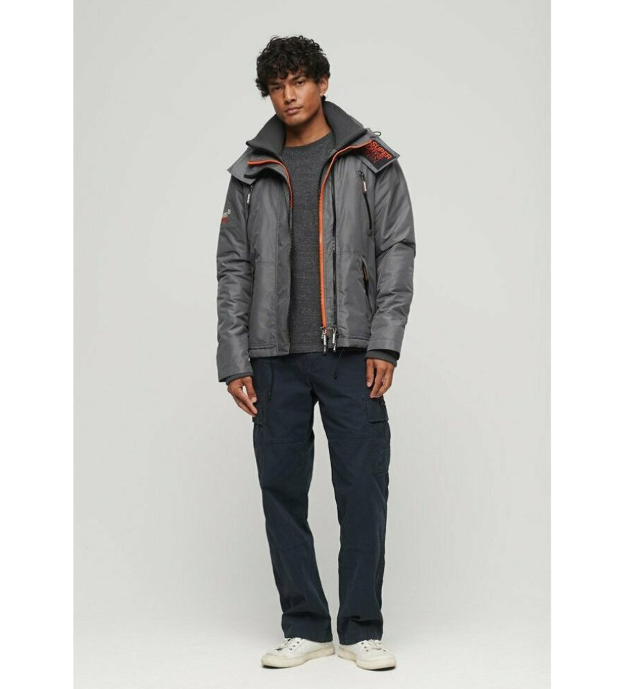 Jaqueta corta-vento Superdry Mountain Nordic cinza