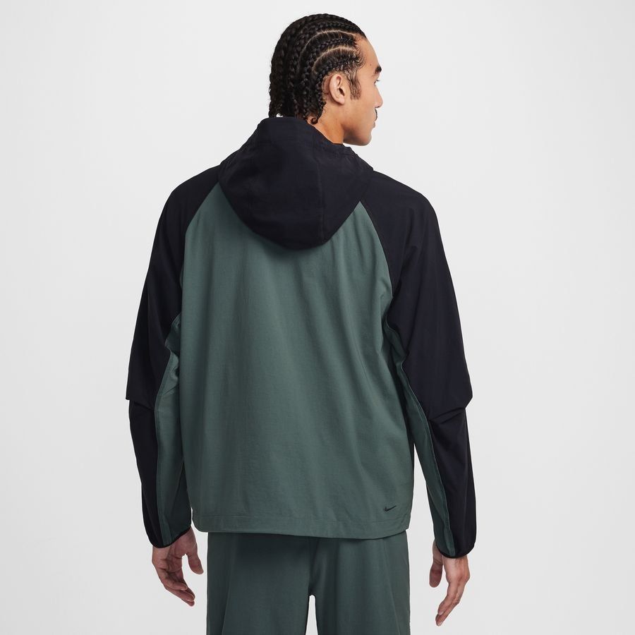 Nike Tech