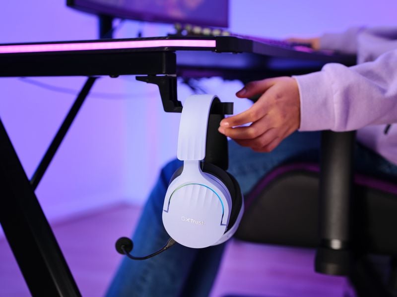Trust Headset GXT 491P FAYZO Schwarz/Violett Leistungsstarkes ohrumschliessendes kabelloses Gaming-Headset für ein kabelloses immersives Gaming-Erlebnis