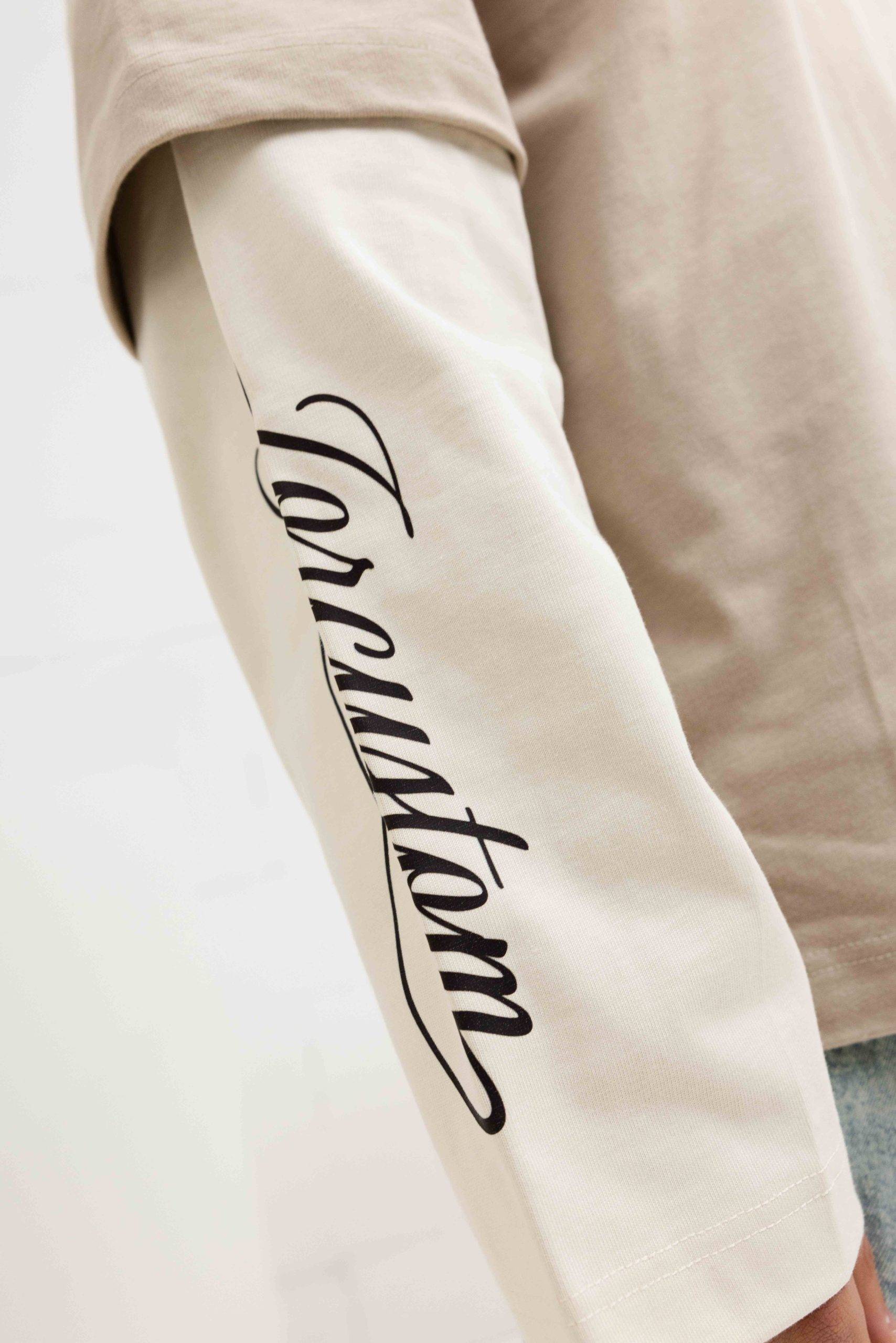 Jorcustom Handscript Double Layered Longsleeve T-Shirt Heren Taupe/Beige