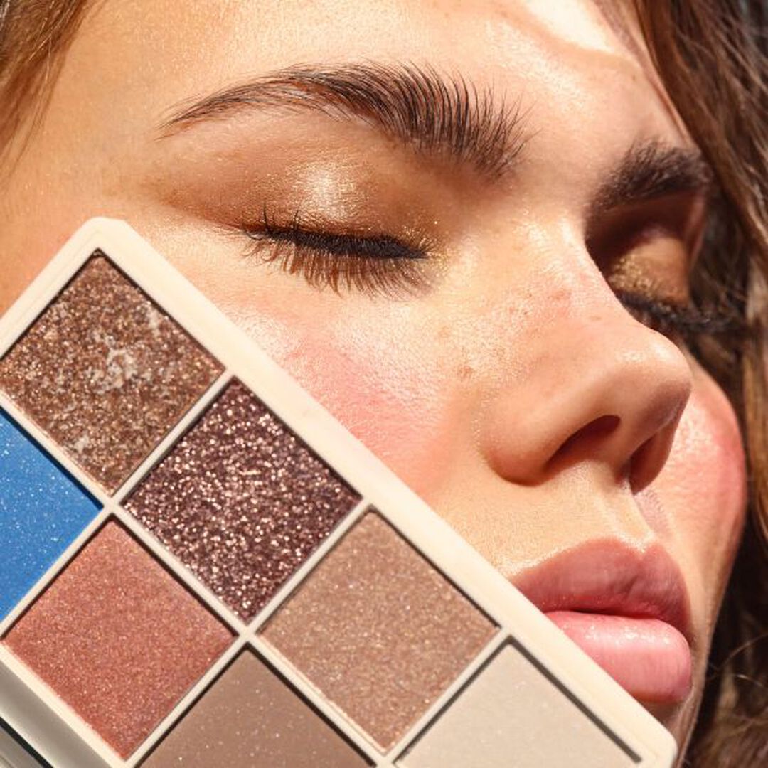 GOLDEN BREEZE ON THE FRENCH RIVIERA Eyelights Palette