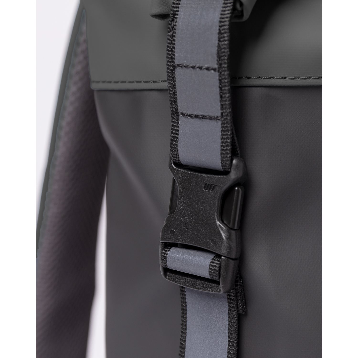 Sandqvist Konrad Backpack multi dark