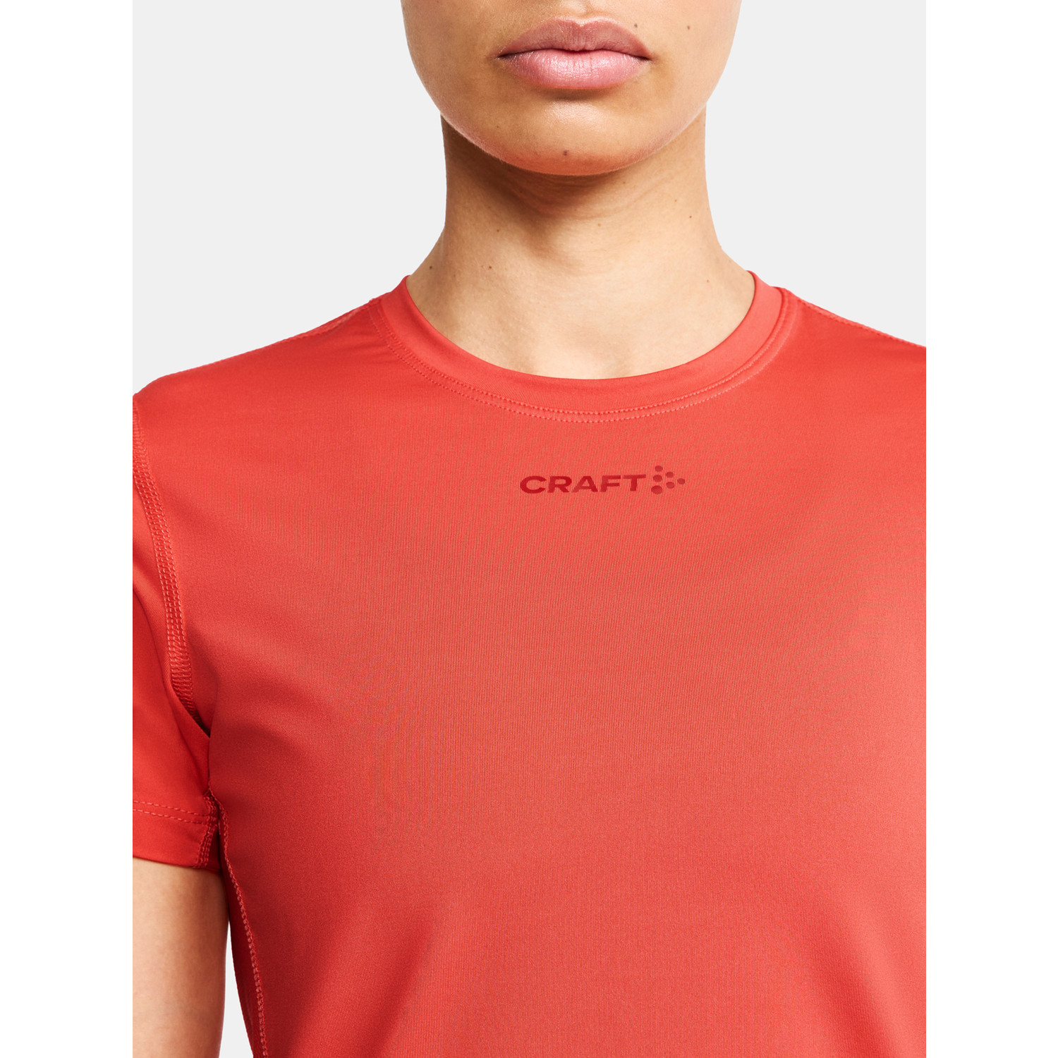 Craft Adv Essence Slim T-Shirt Dames