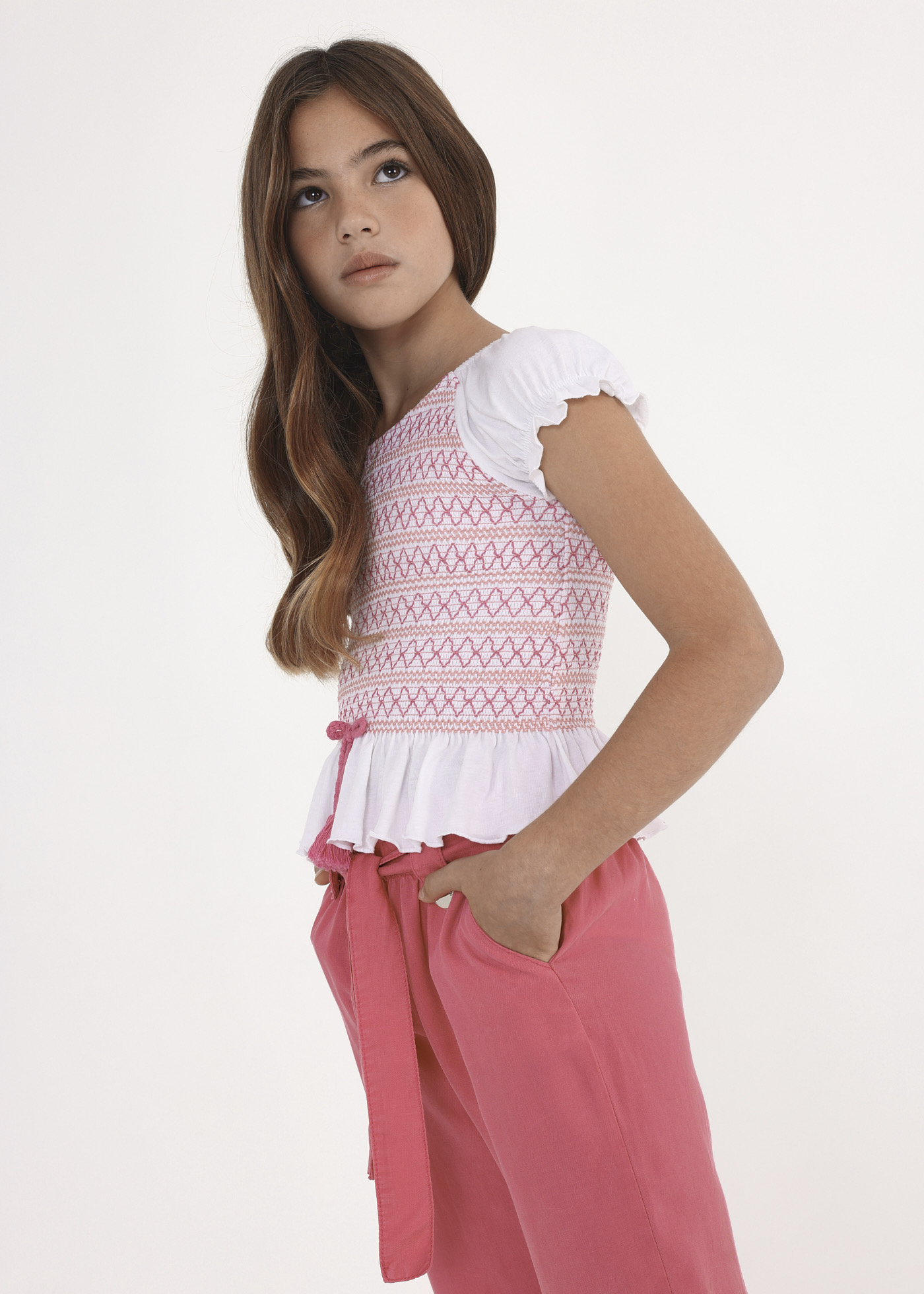 Calça cropped feminina em TENCEL™ Lyocell com amarração