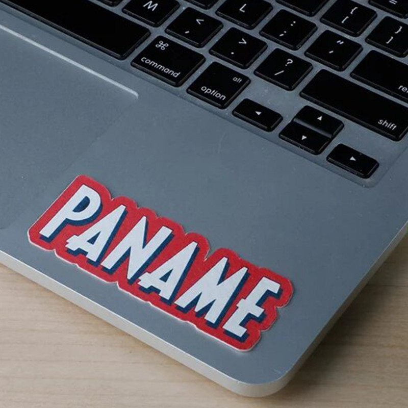 Autocollant sticker recyclé Pas un touriste Paname
