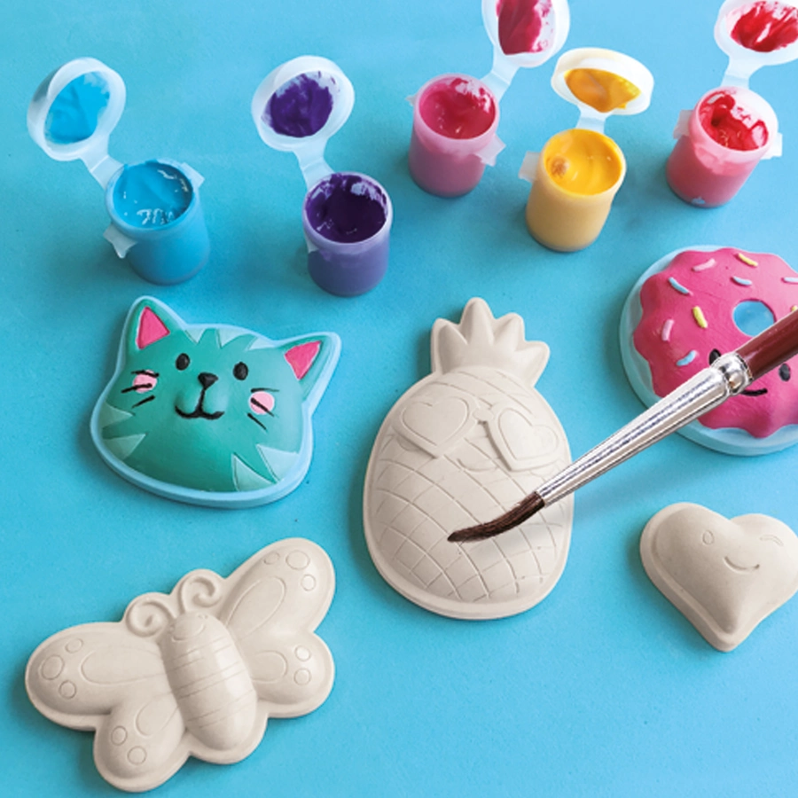 SES Creative® Lustige Figuren gießen und anmalen