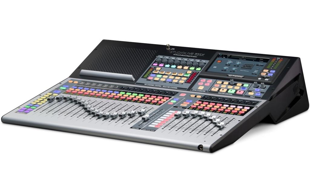 Mischpult StudioLive 32SX – 32-Kanal, digital<br>32-Kanal-Digitalmixer und USB-Audiointerface mit studiotauglicher Klangqualität und flexiblen Routing-Optionen
